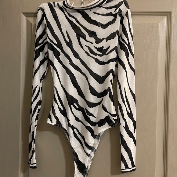 Black and White - Picture 2 of 5